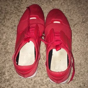 Red balenciaga runners